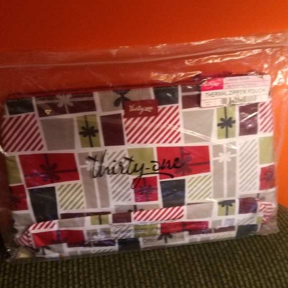 Thirty-one thermal zip pouch - Picture 3 of 3